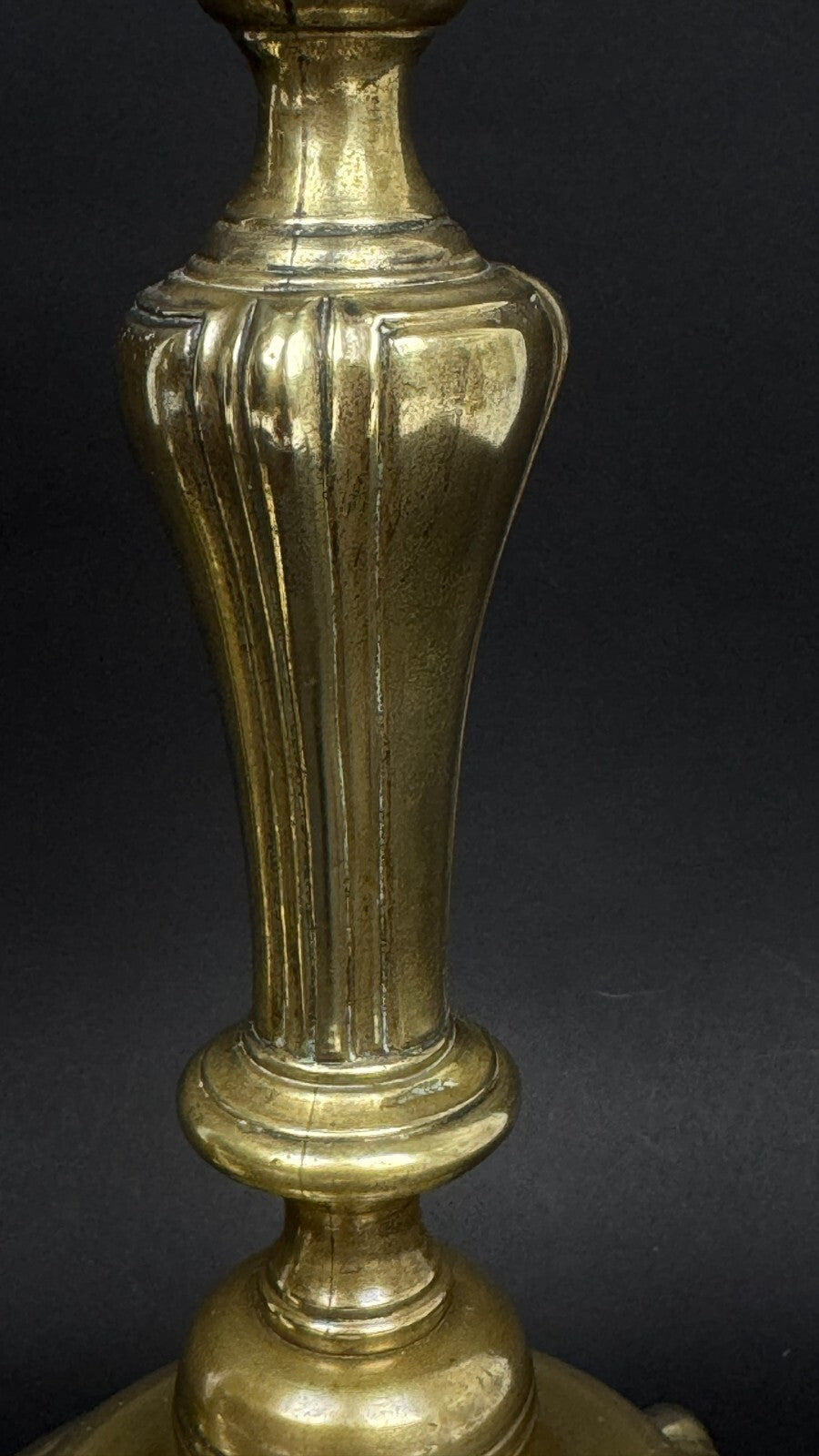 Paire de bougeoirs en bronze doré époque Régence XVIIIème