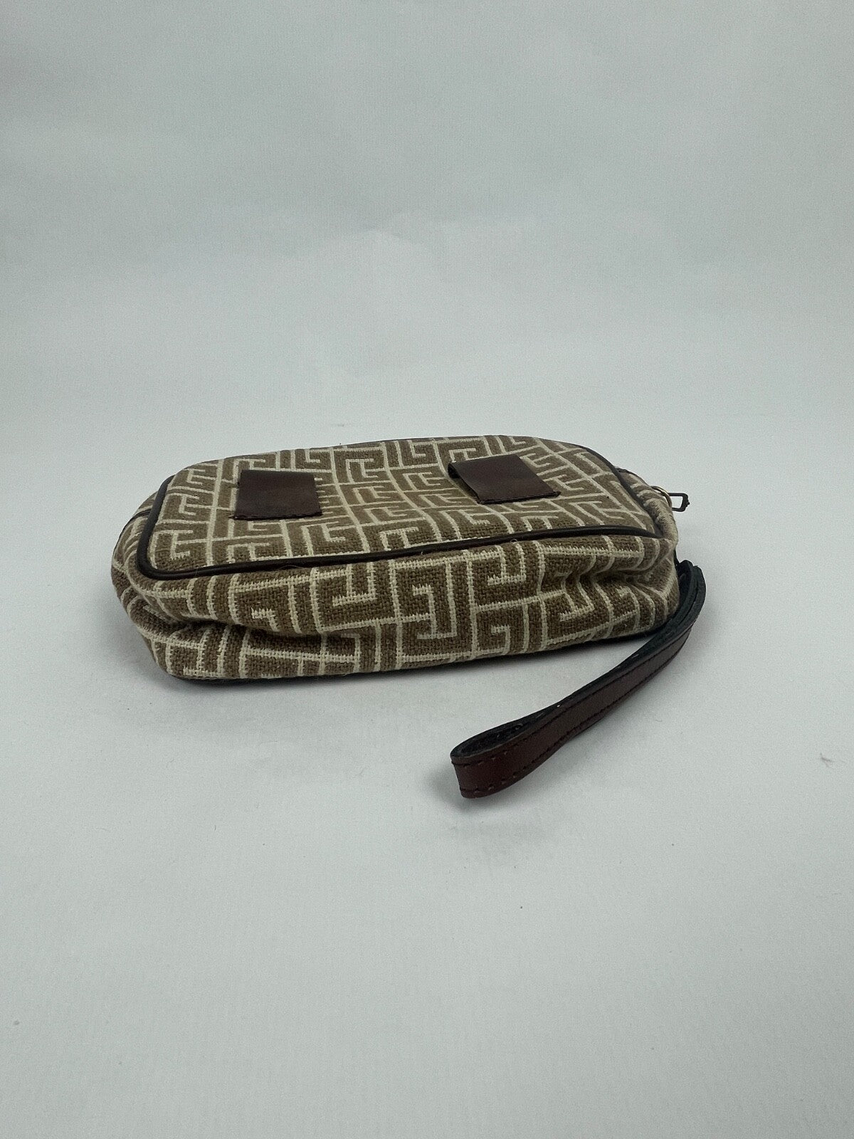 Pochette en toile Pierre Balmain