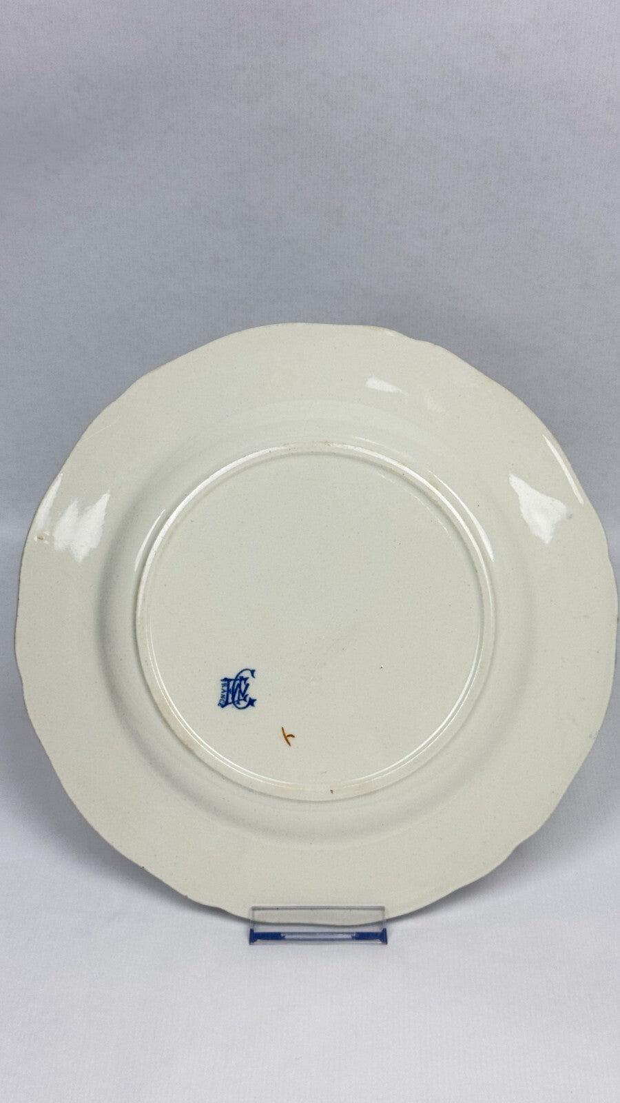 Gien 1875, suite de 6 assiettes plates Coq et pivoines