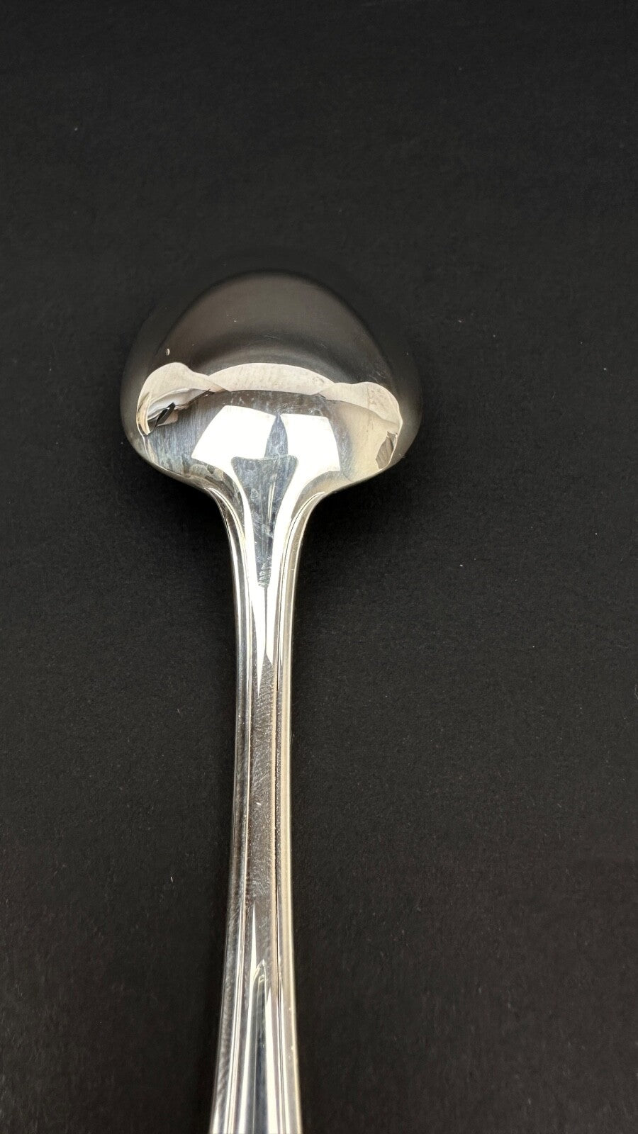 Christofle,  cuillère à soupe,  modèle Pompadour, Paris. Neuve.