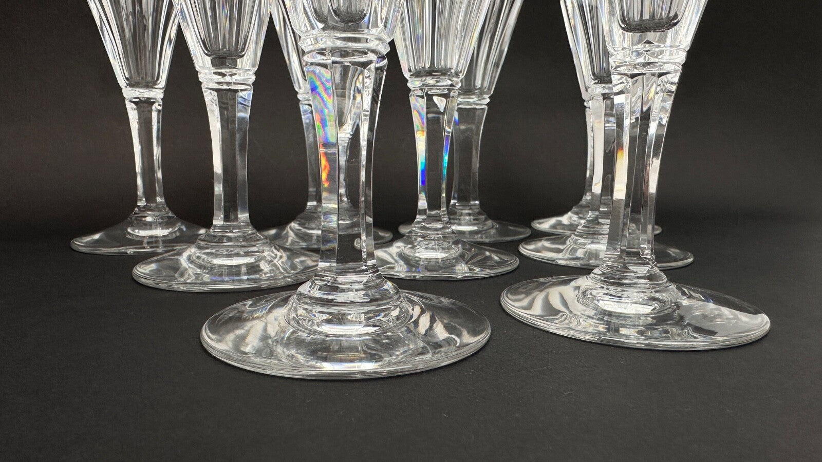 Baccarat, Suite De 9 Flûtes à Champagne Modèle Duchesse De Dino