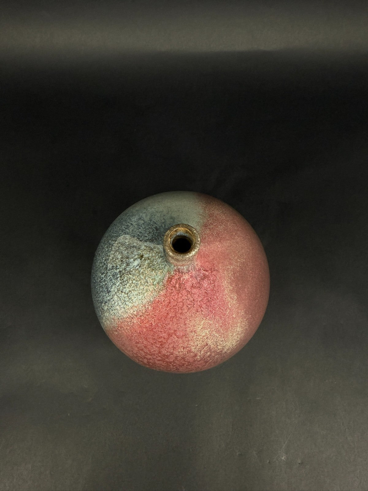 Vase en grès clair de lune, atelier Feu Follet, Penne (Lot-et-Garonne), XXe