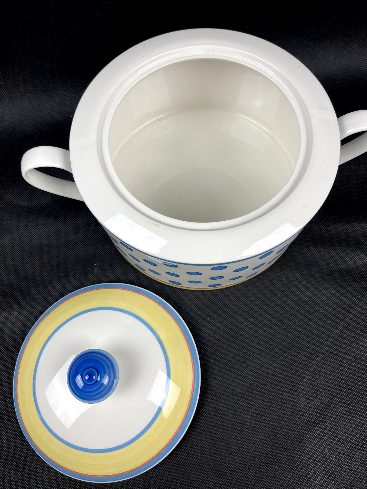 Soupière en porcelaine Villeroy & Boch modèle Twist Anna