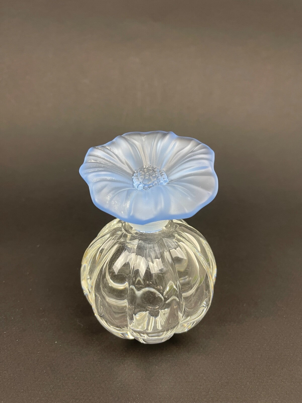 Flacon de parfum en cristal