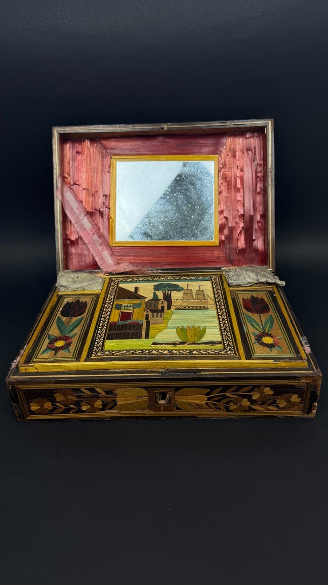 Coffret boîte à couture en marqueterie de paille Fin XVIIIème début XIXème