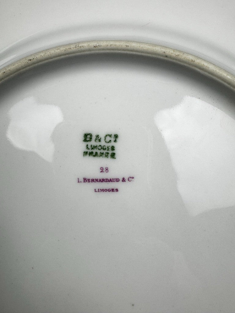 Service à dessert en porcelaine de Limoges Bernardaud avec plat et 12 assiettes
