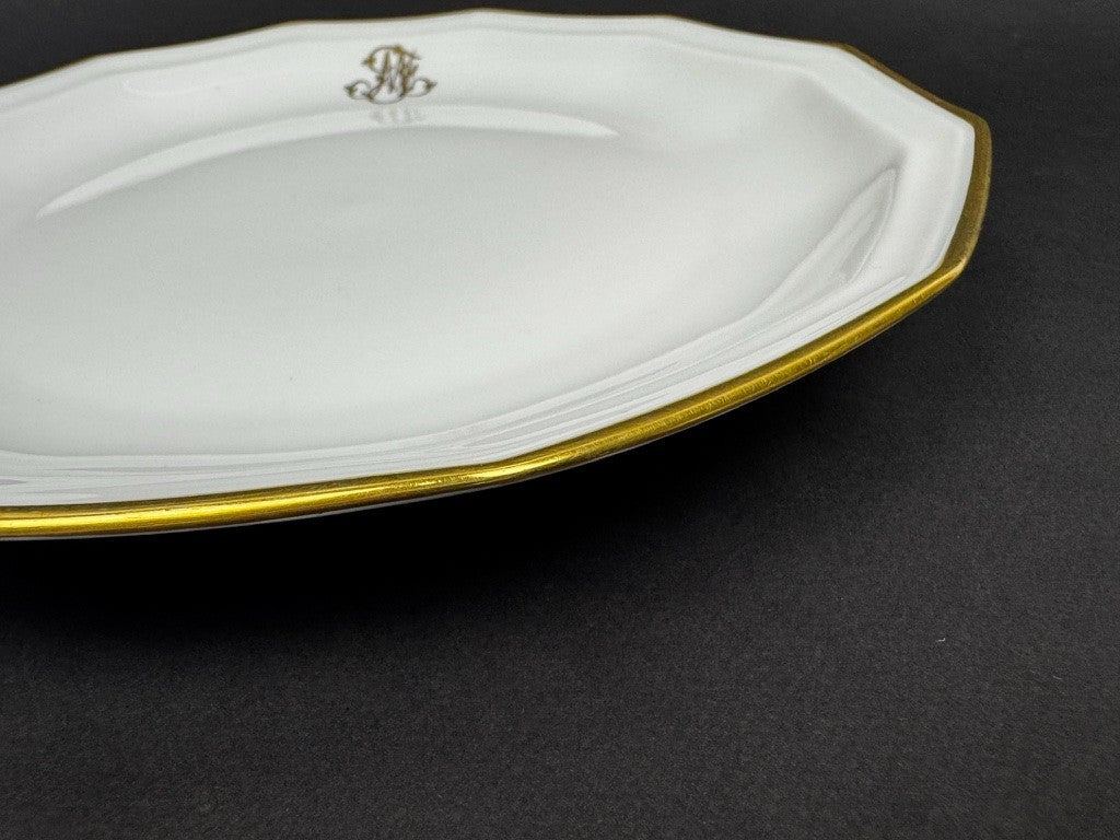 Élégante série de 6 assiettes creuses en porcelaine de Limoges par Bernardaud