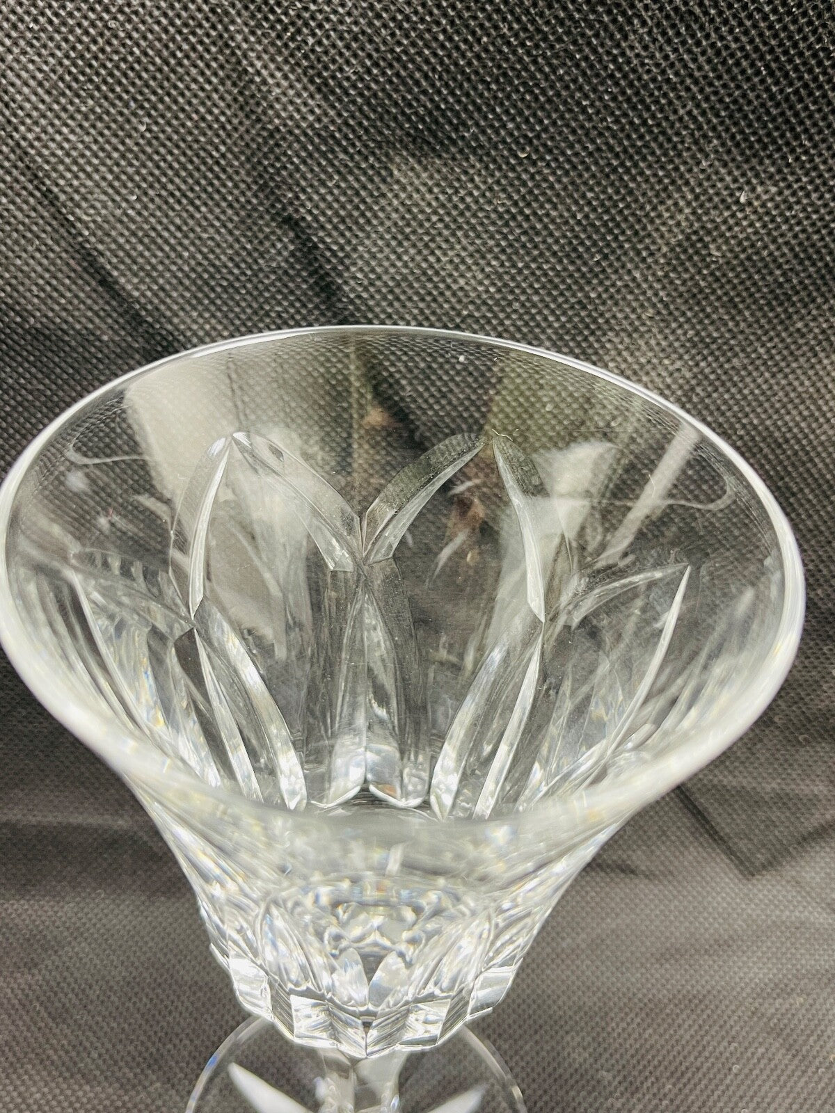 Verre à vin taille 1 en cristal Saint-Louis modèle Camargue