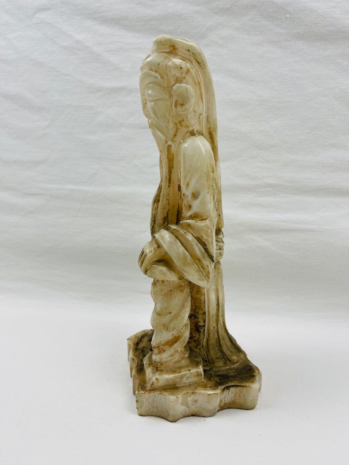 Ancienne grande statuette, moine, sage chinois en albâtre