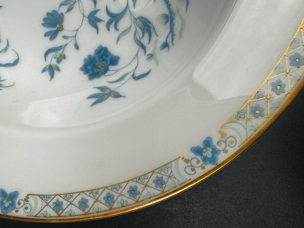 Suite de 6 assiettes à soupe Haviland Limoges Nankin décor bleu et or
