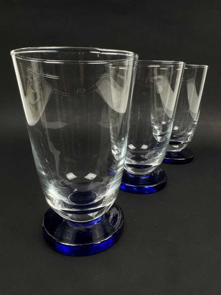 Série de 3 verres à orangeade en cristal – pied bleu cobalt