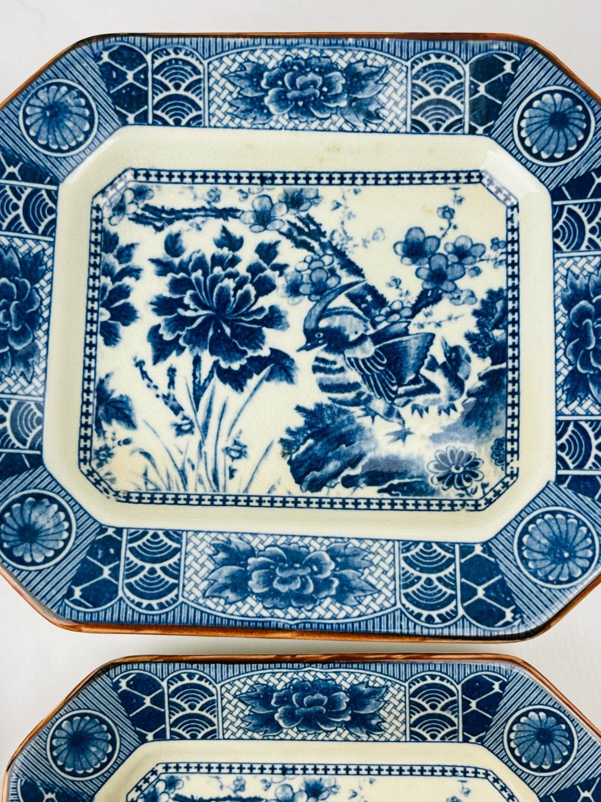 Ancien service en céramique  asiatiques