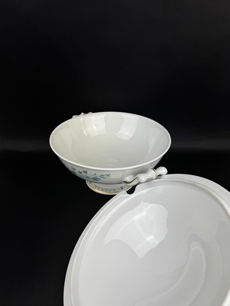 Soupière Haviland Limoges modèle Nankin décor bleu et or