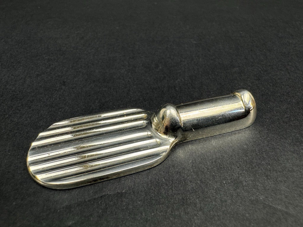 Christofle – Suite de 6 porte-couteaux en métal argenté, modèle Raquettes, avec