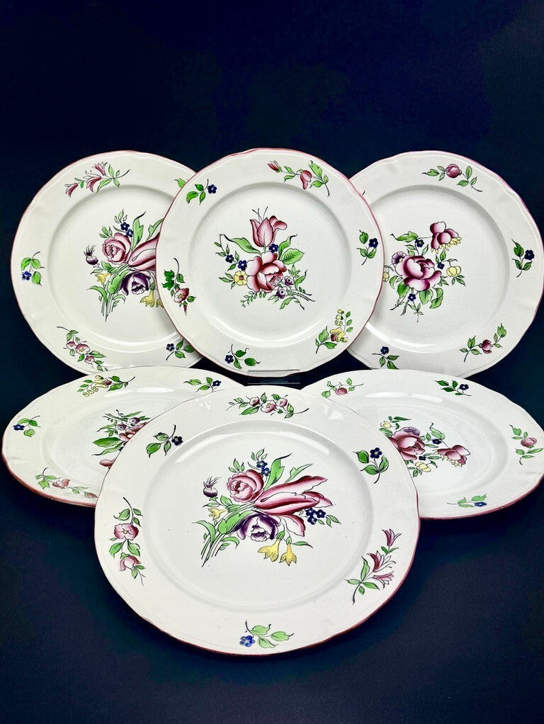 Boch Frères, La Louvière, suite de 6 assiettes plates décor floral
