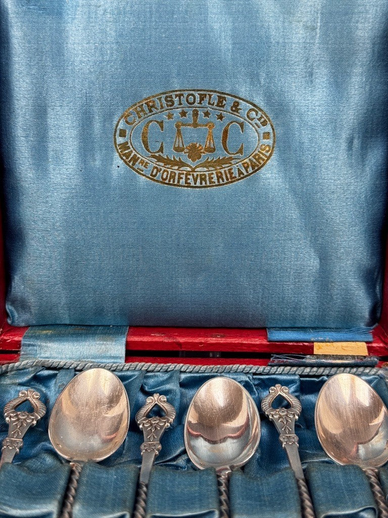 Christofle, coffret de 6 cuillères à moka modèle corne d'abondanceflag