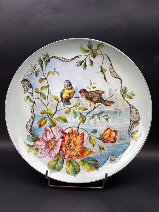 Plat décoratif en porcelaine de Limoges, décor peint à la main – fin XIXe