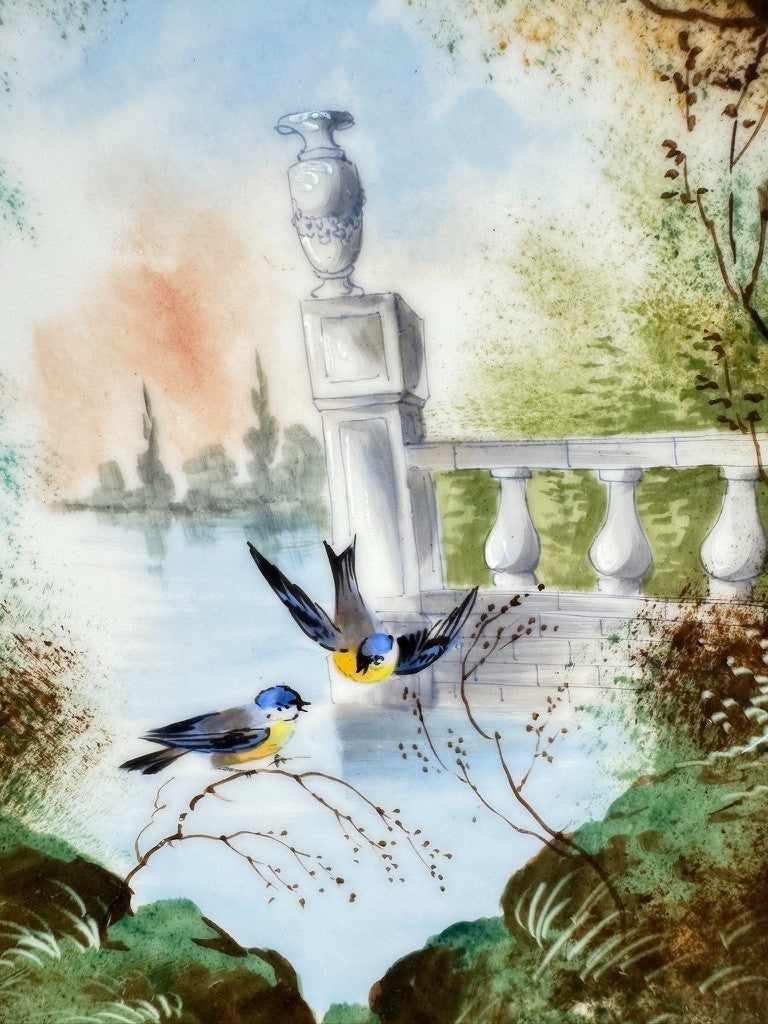 Assiette décorative peinte à la main - Décor oiseaux et paysage, Limoges - 23 cm