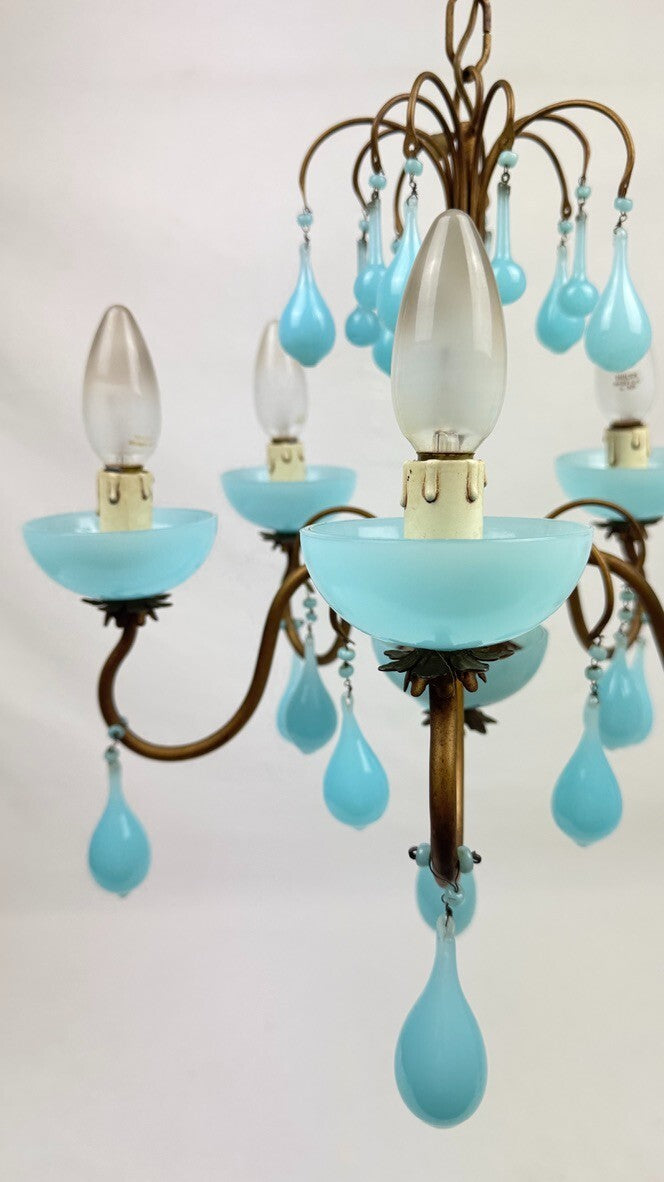Lustre italien en laiton et opaline bleue, années 50
