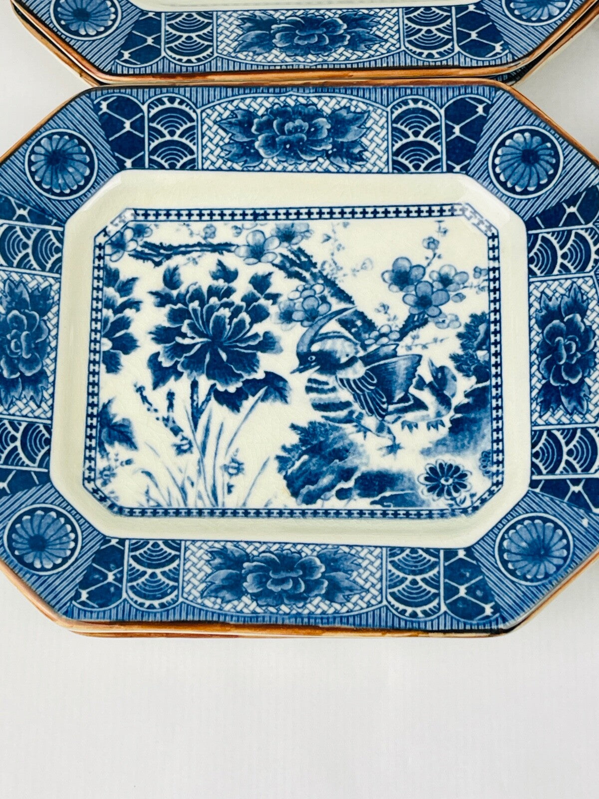 Ancien service en céramique  asiatiques