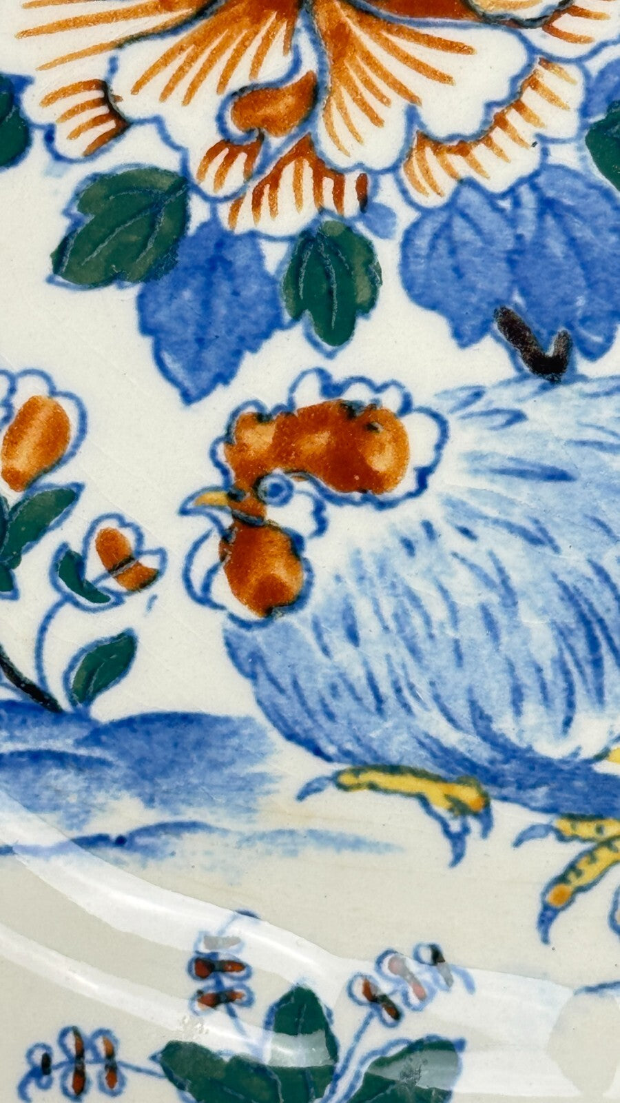 Gien 1875, suite de 6 assiettes plates Coq et pivoines