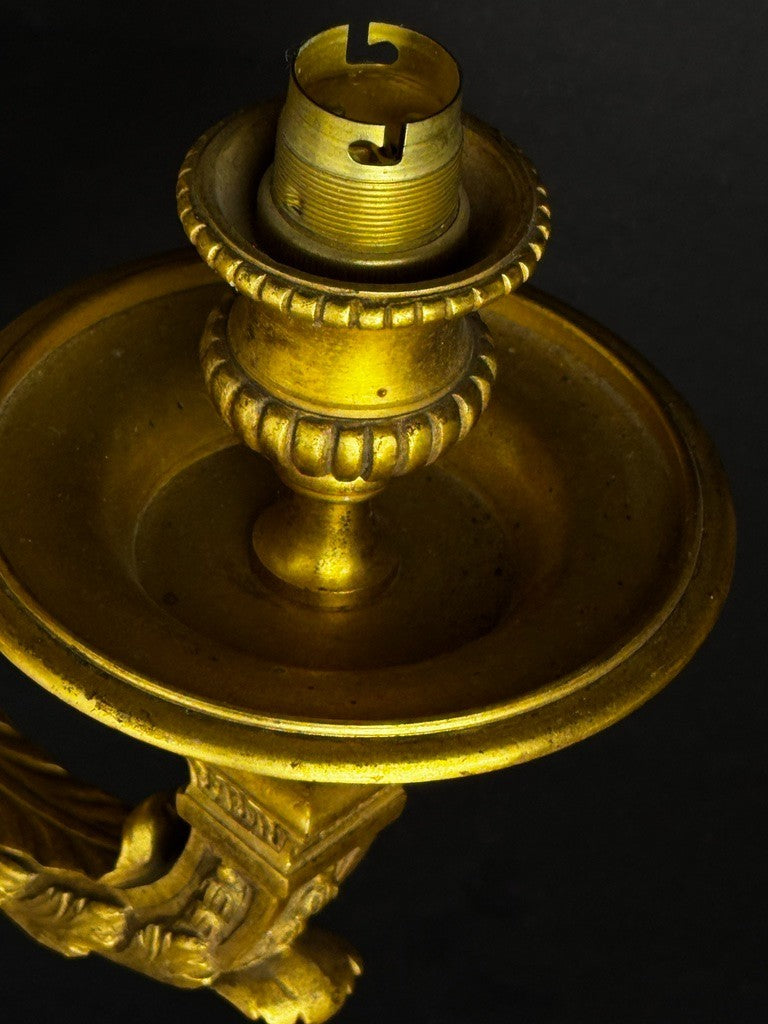 Paire d’importantes appliques en bronze doré, style Louis XVI, époque XIXe