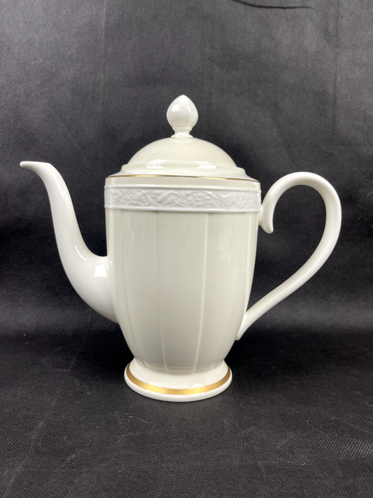 Verseuse , cafetière Villeroy et Boch modèle Ivoire, neuve