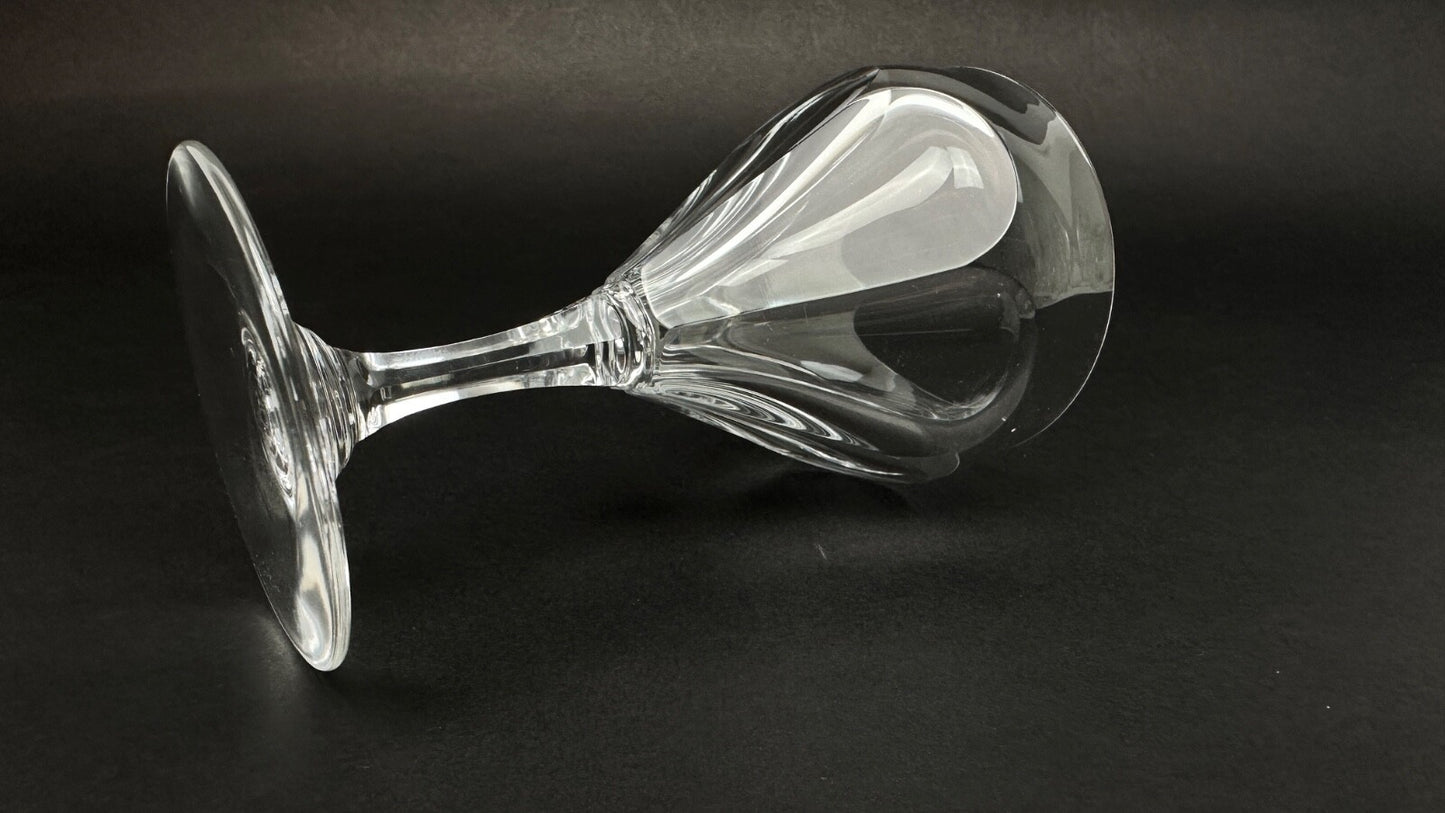 Baccarat, Suite De 9 Verres à Porto Modèle Duchesse De Dino