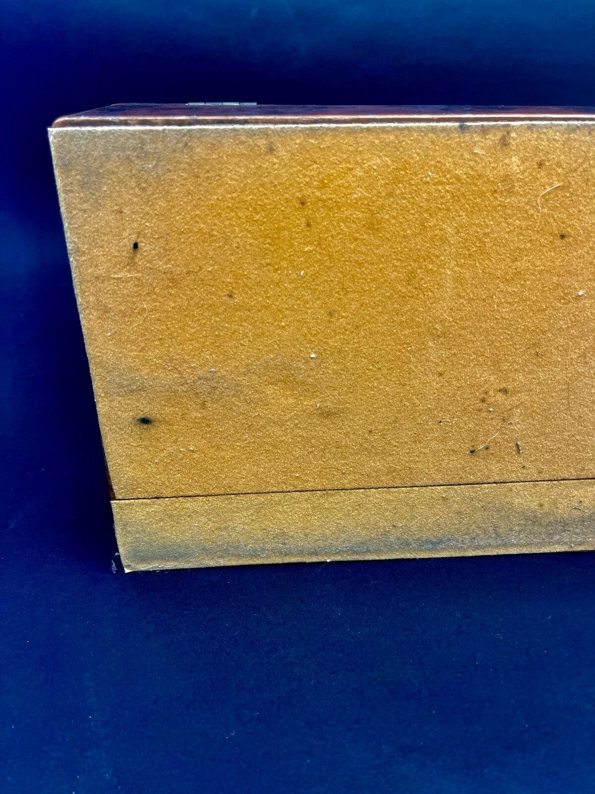 Coffret, Boîte à Couture En Loupe Et Marqueterie