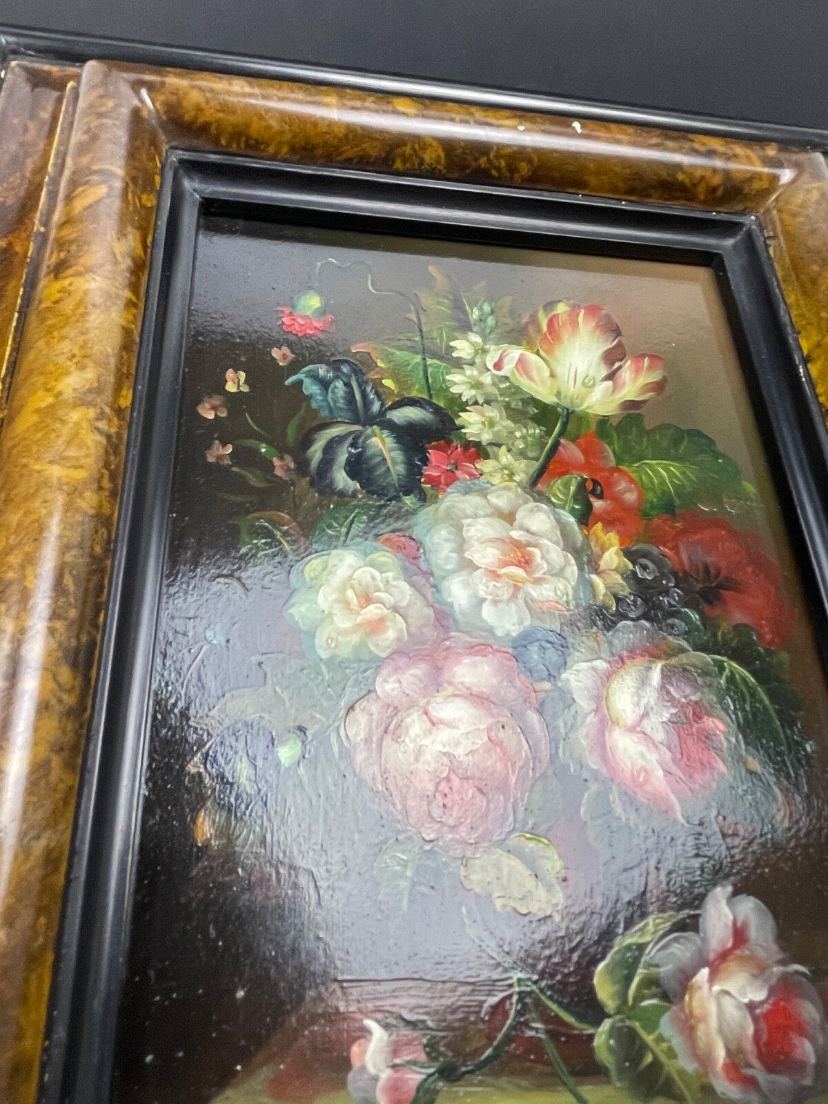 Huile sur panneau, Nature morte aux fleurs