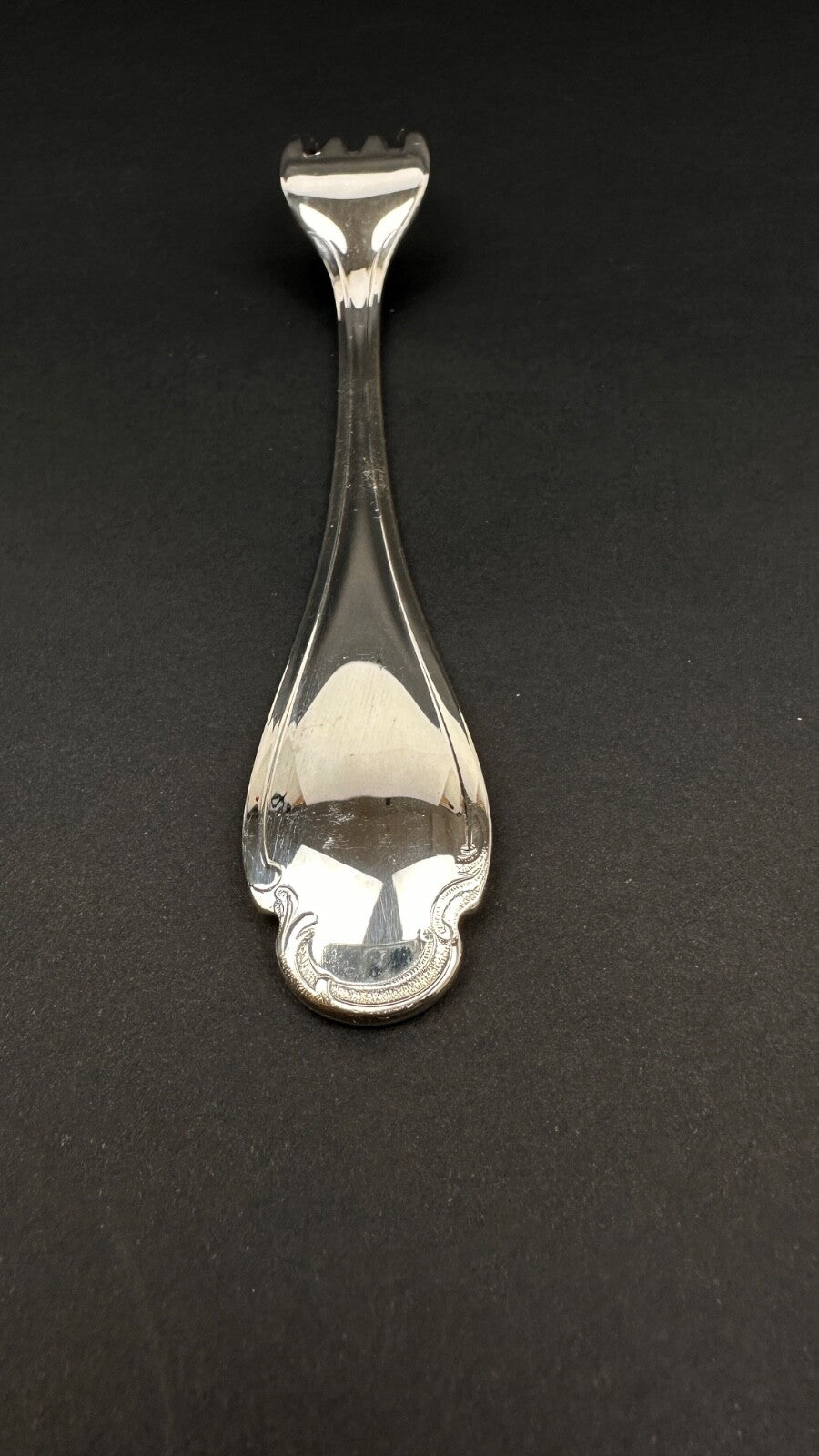 Christofle,  fourchette,  modèle Pompadour, Paris. Neuve.