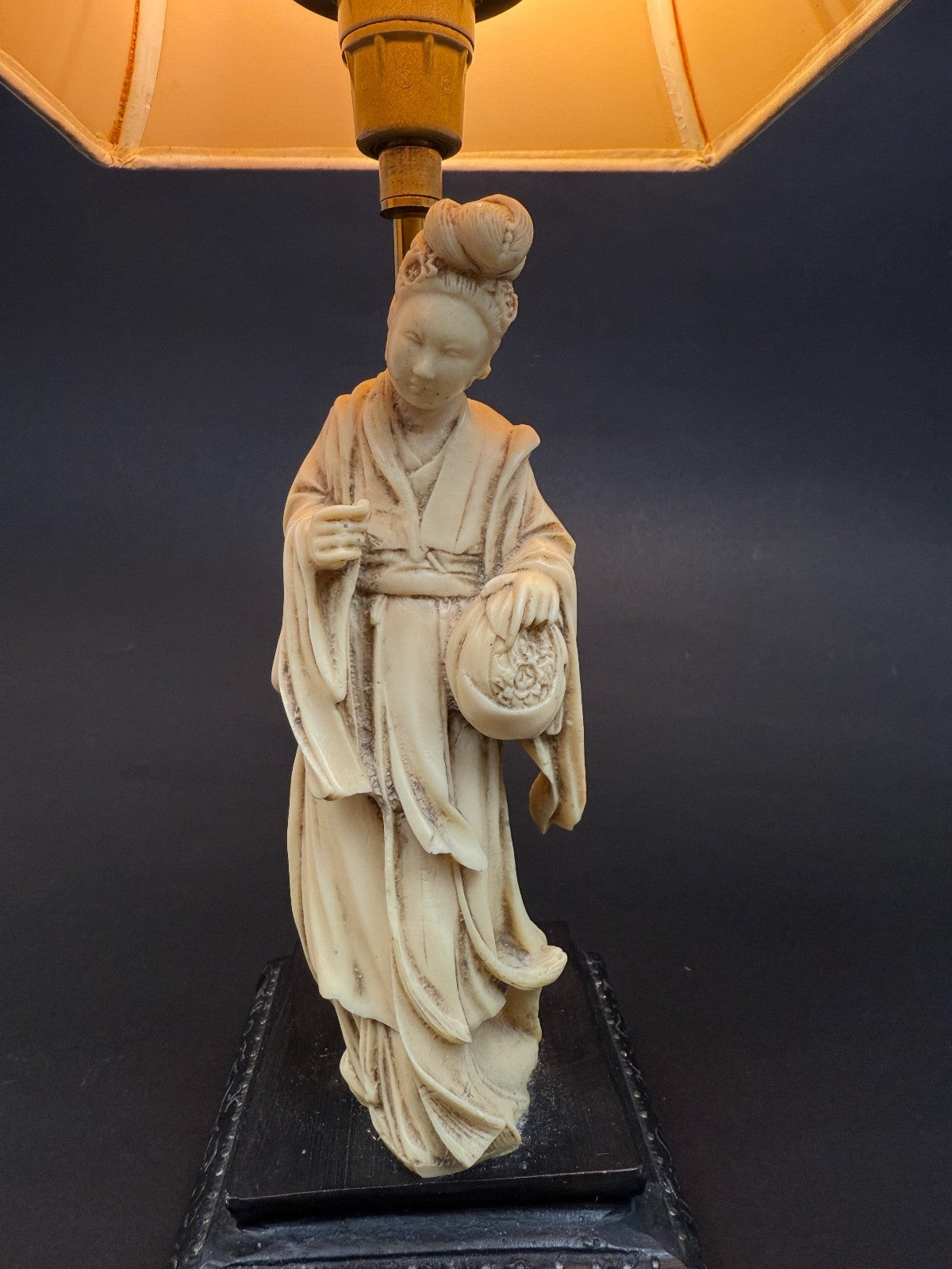 Paire de lampes de chevet en résine
