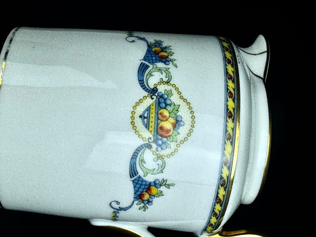 Service à thé en porcelaine Bernardaud Limoges décor Corne d’abondance