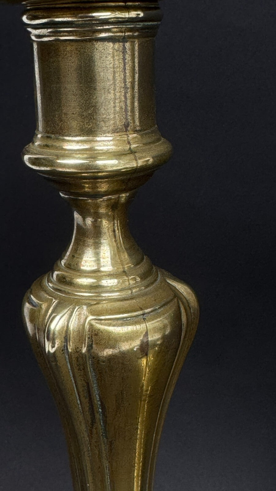 Paire de bougeoirs en bronze doré époque Régence XVIIIème