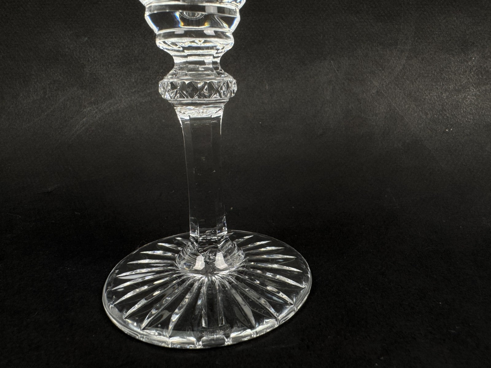 Série de 6 flûtes à champagne en cristal Saint-Louis – Modèle Tommy – Parfait ét