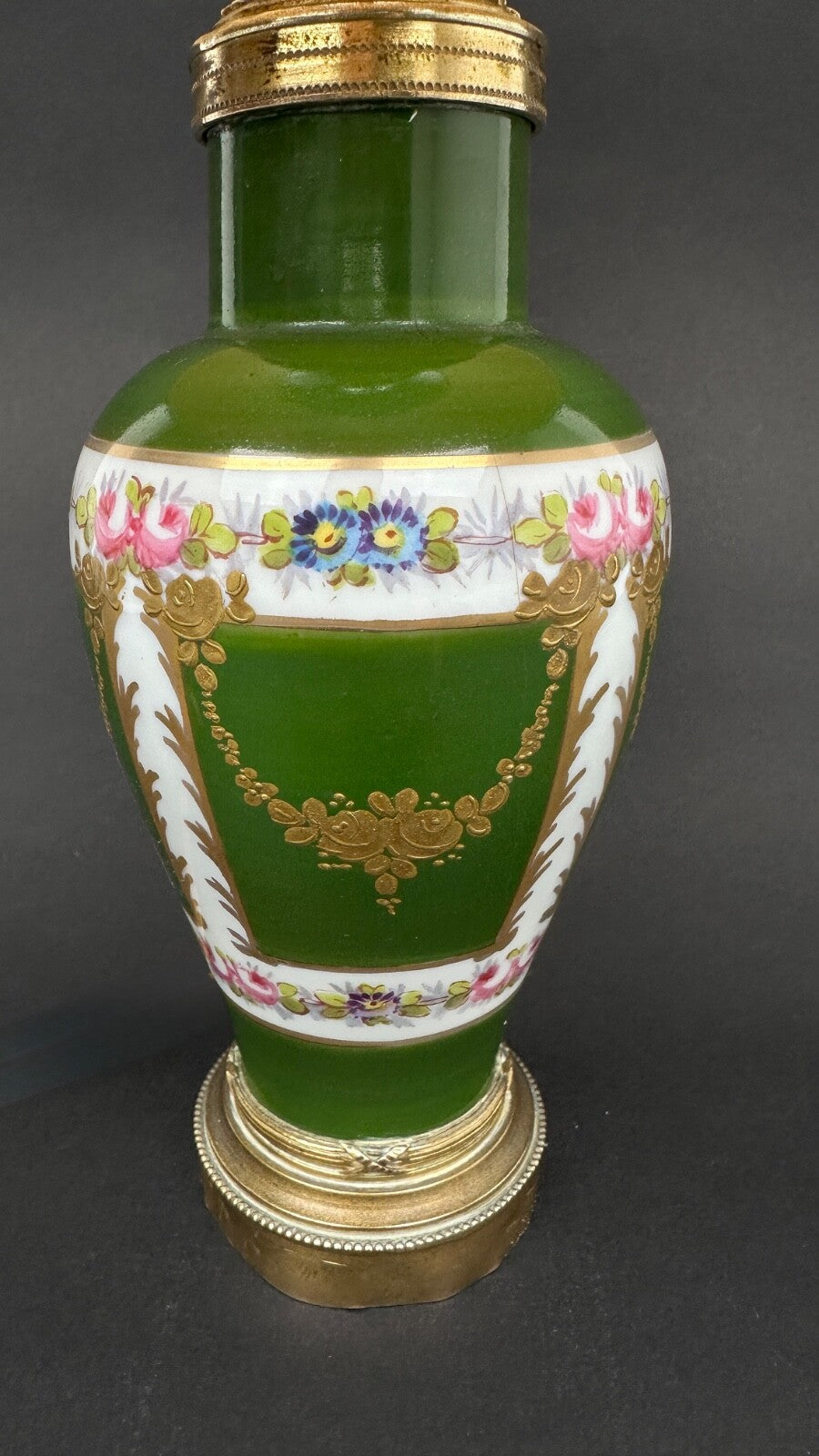 Petite Lampe En Porcelaine, Limoges Ou Sèvres