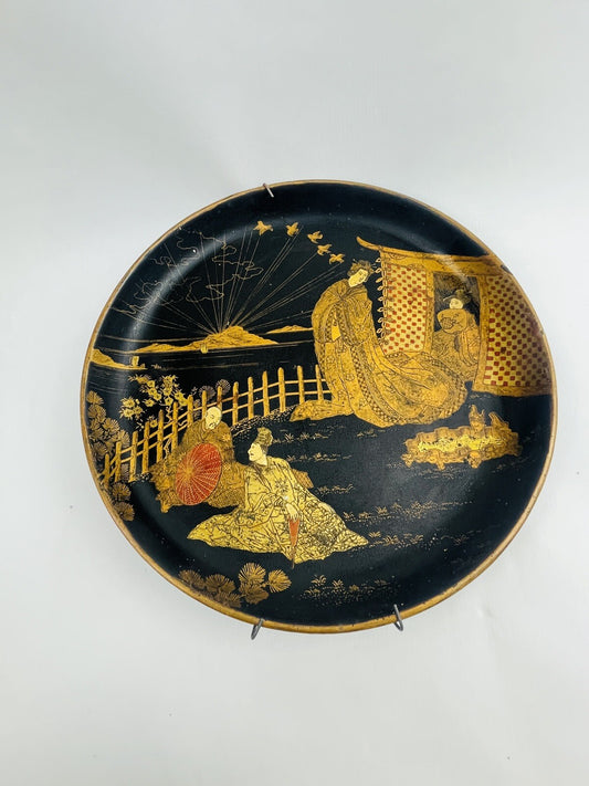 Petit plateau rond Napoléon III japonisant en carton bouilli