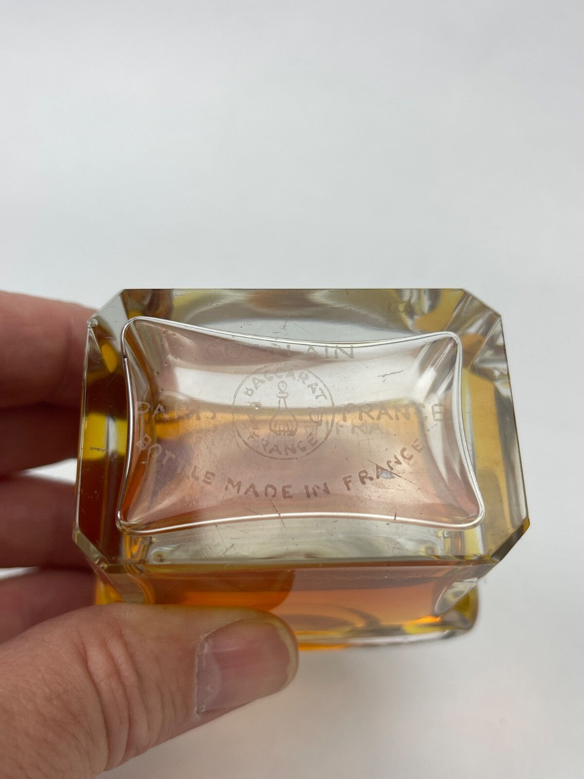 ANCIEN FLACON A PARFUM MITSOUKO EN CRISTAL DE BACCARAT