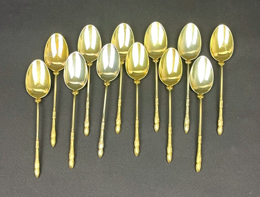 Suite De 12 Cuillères Dorées à Moka à Pattes De Biche