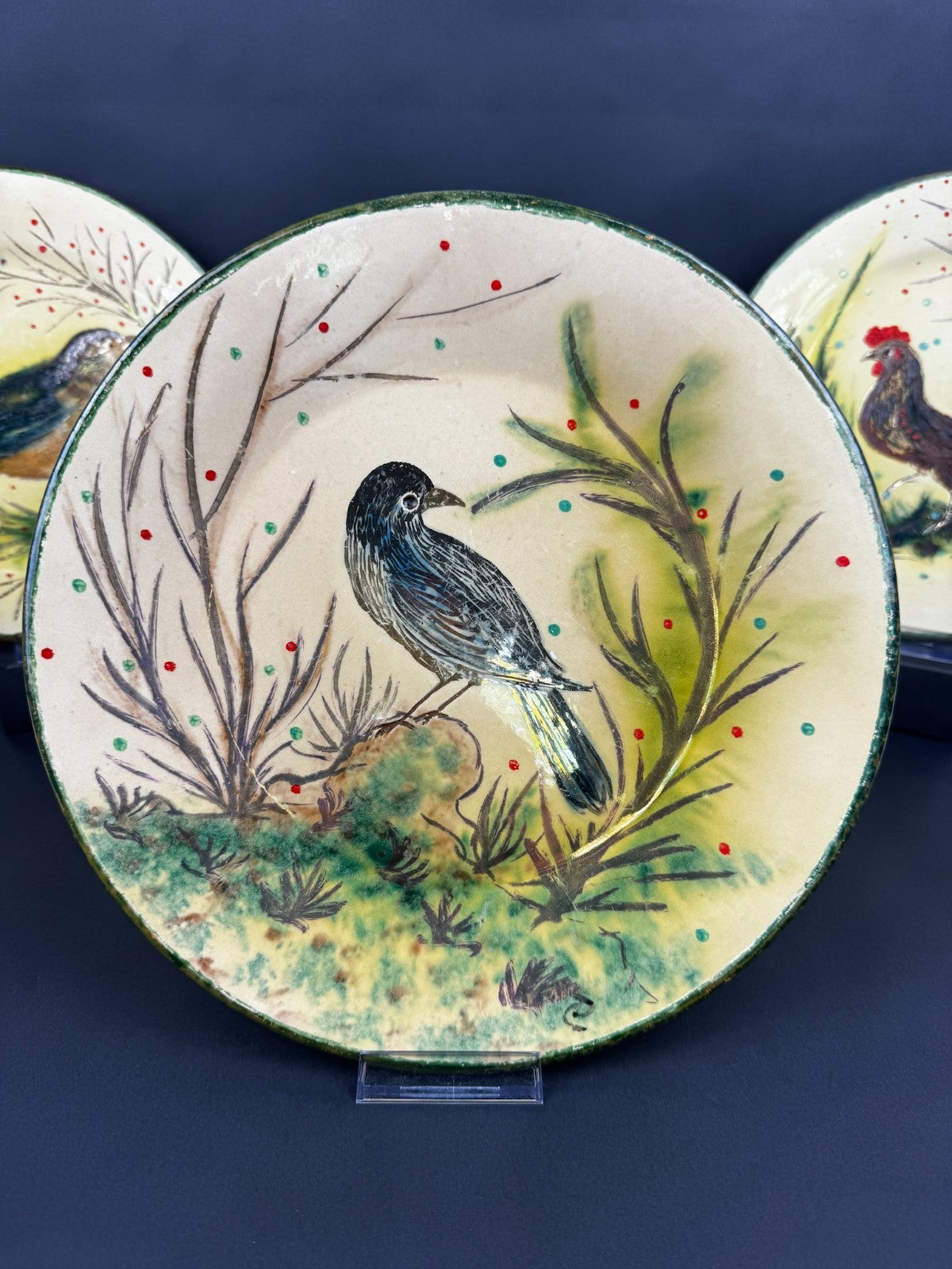 Service signé Costa Diaz – 6 assiettes plates + 1 grand plat – faïence catalane