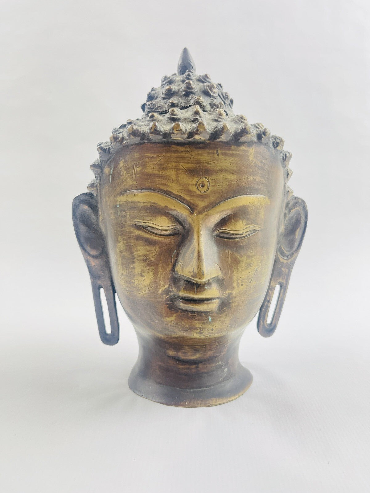 Grande tête de Bouddha en bronze