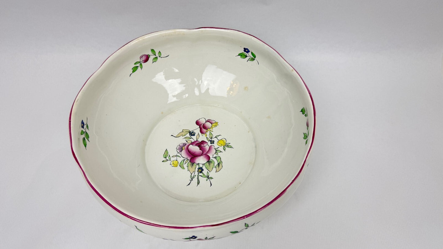 Boch Frères, La Louvière, soupière décor floral