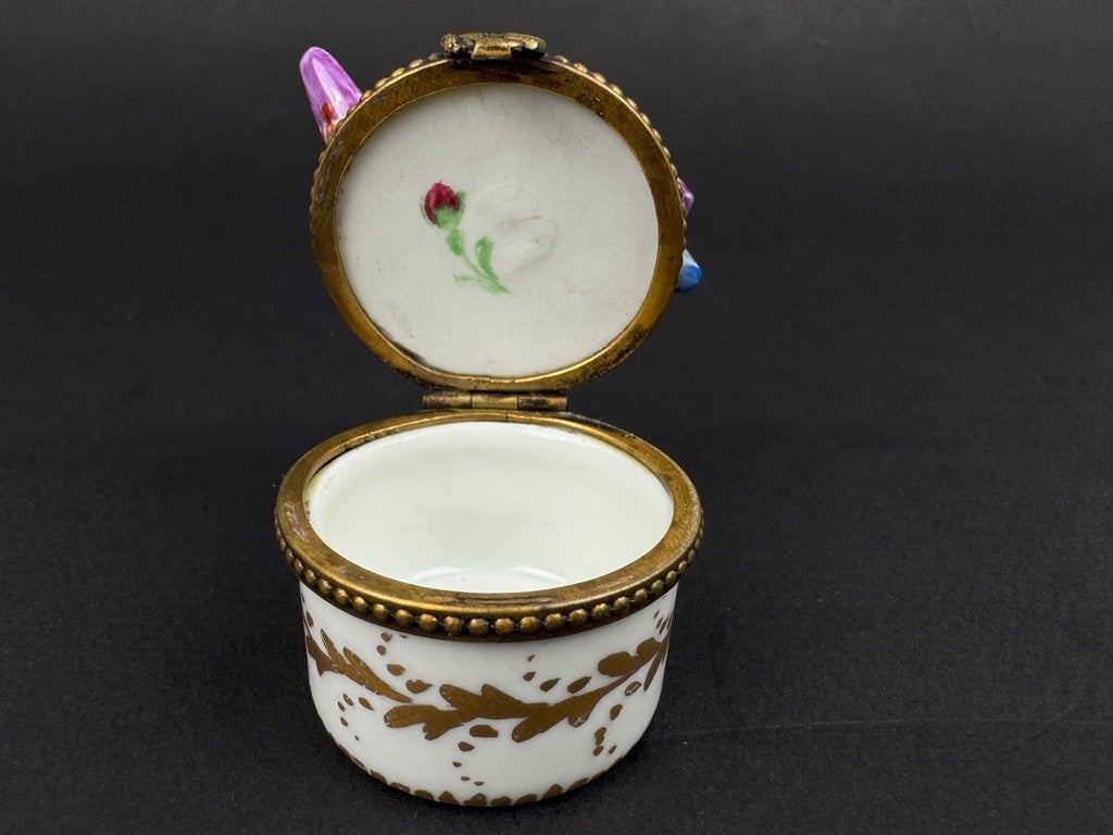 Boîte à pilules / à bijoux en porcelaine de Limoges - Oiseaux