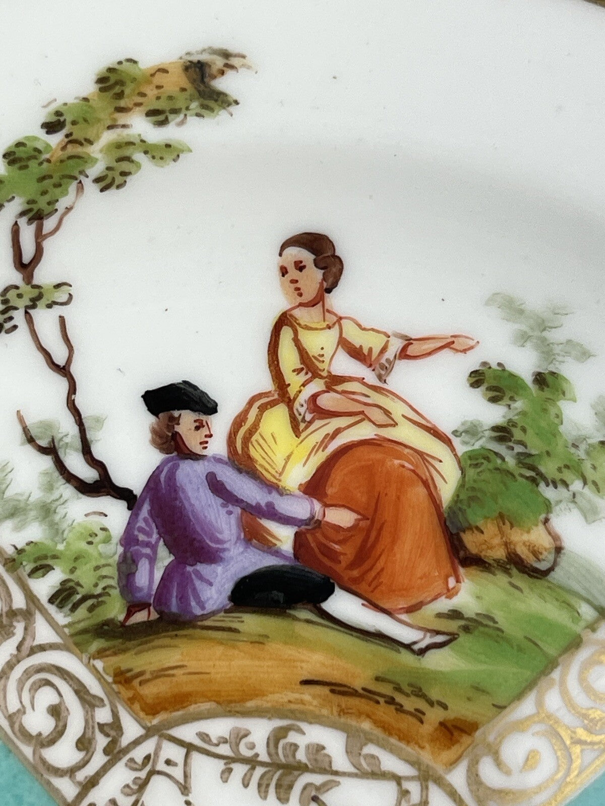 Coupelle, sous tasse en porcelaine de Saxe, Meissen