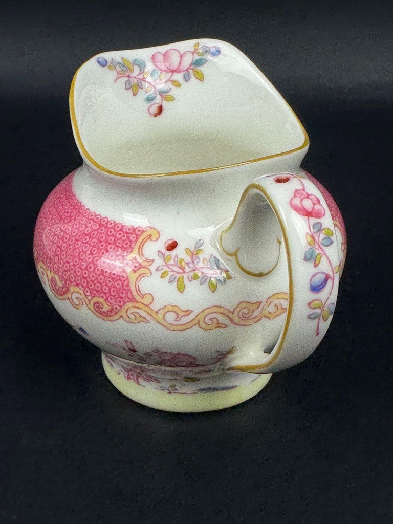 Minton, service à thé, 6 tasses et 3 pièces de forme, pink cockatrice, oiseau de