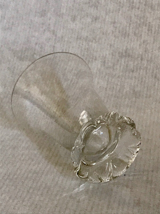 Verre à liqueur en cristal  Daum modèle kim 