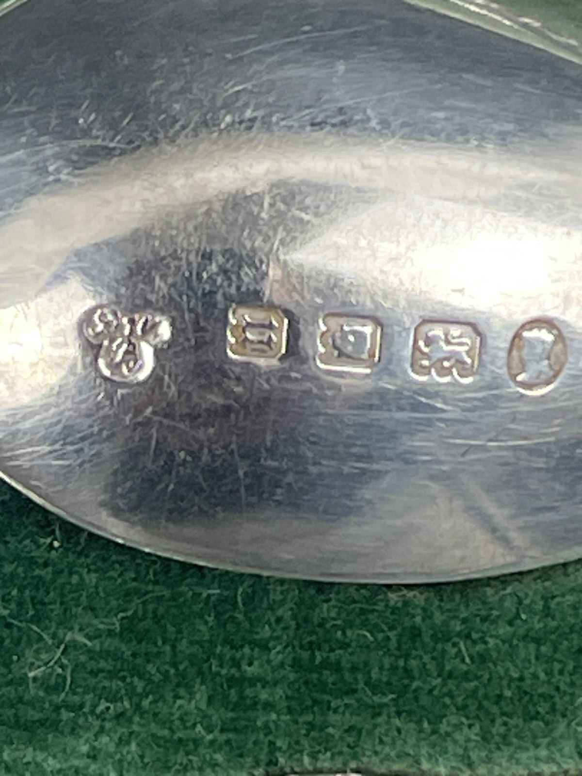 Harrods Suite de six petites cuillères en argent massif Londres 1935