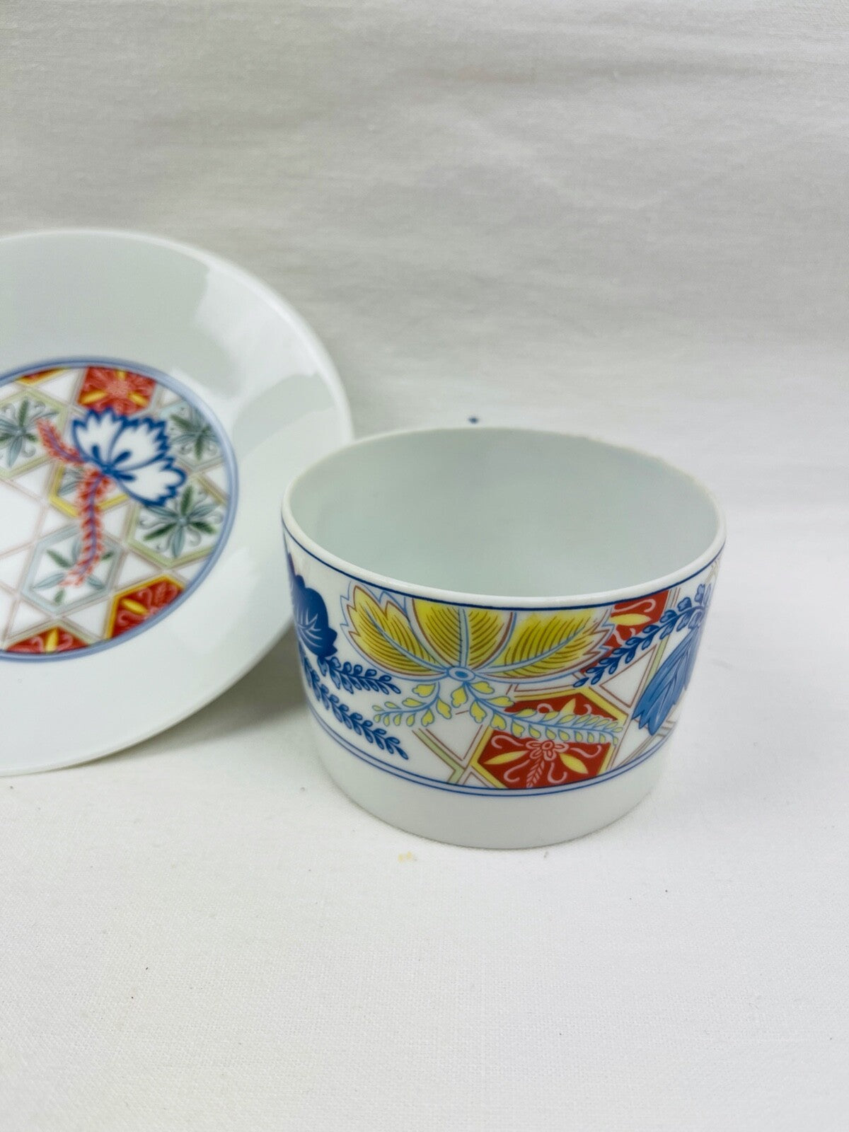 Tasse à thé Haviland, modèle Ramatuelle, Kakiemon Époque EDO