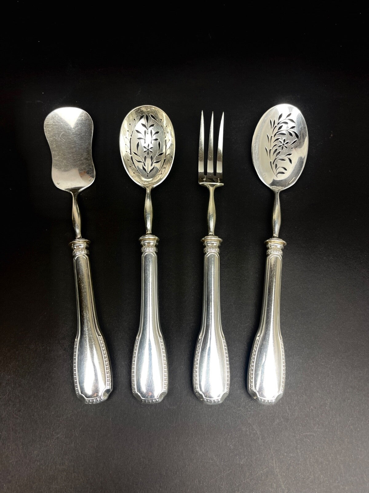 Christofle, Modèle Godrons, Service à Hors d'Oeuvre Ou à Mignardises