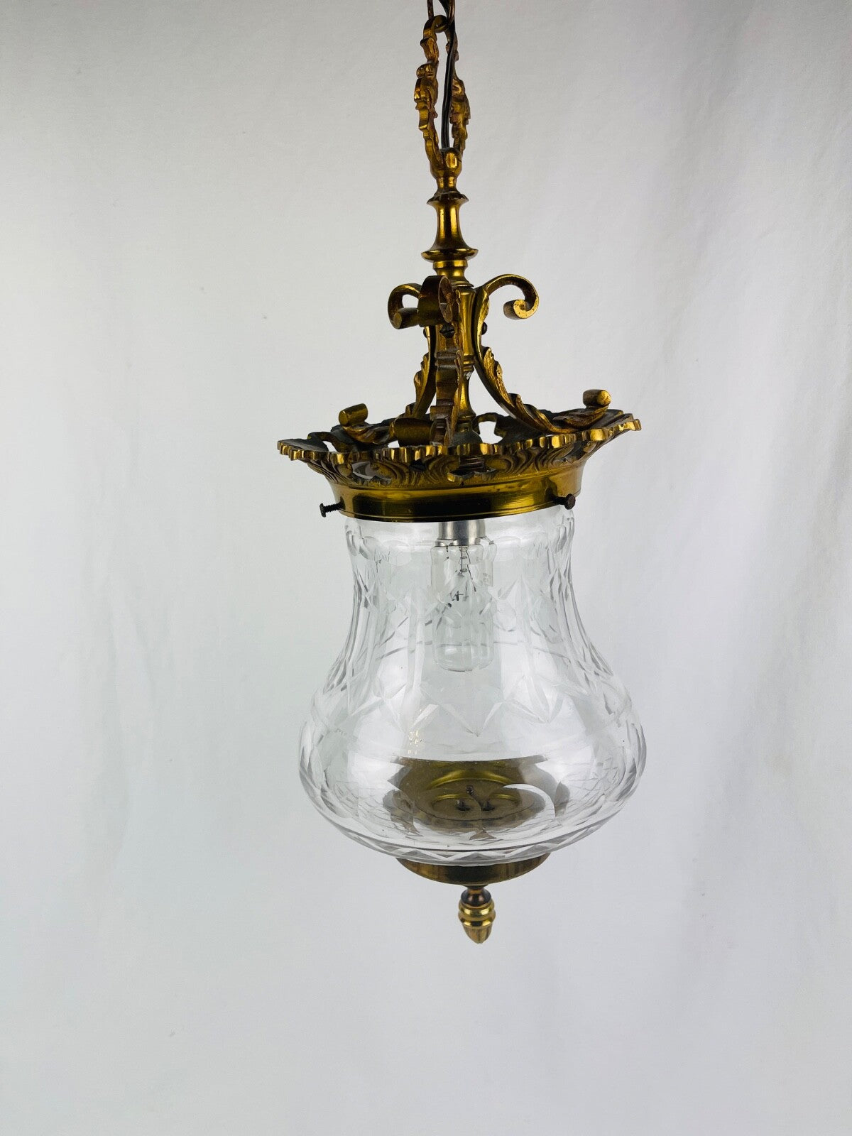 Ancienne lanterne en bronze et cristal taillé n°1